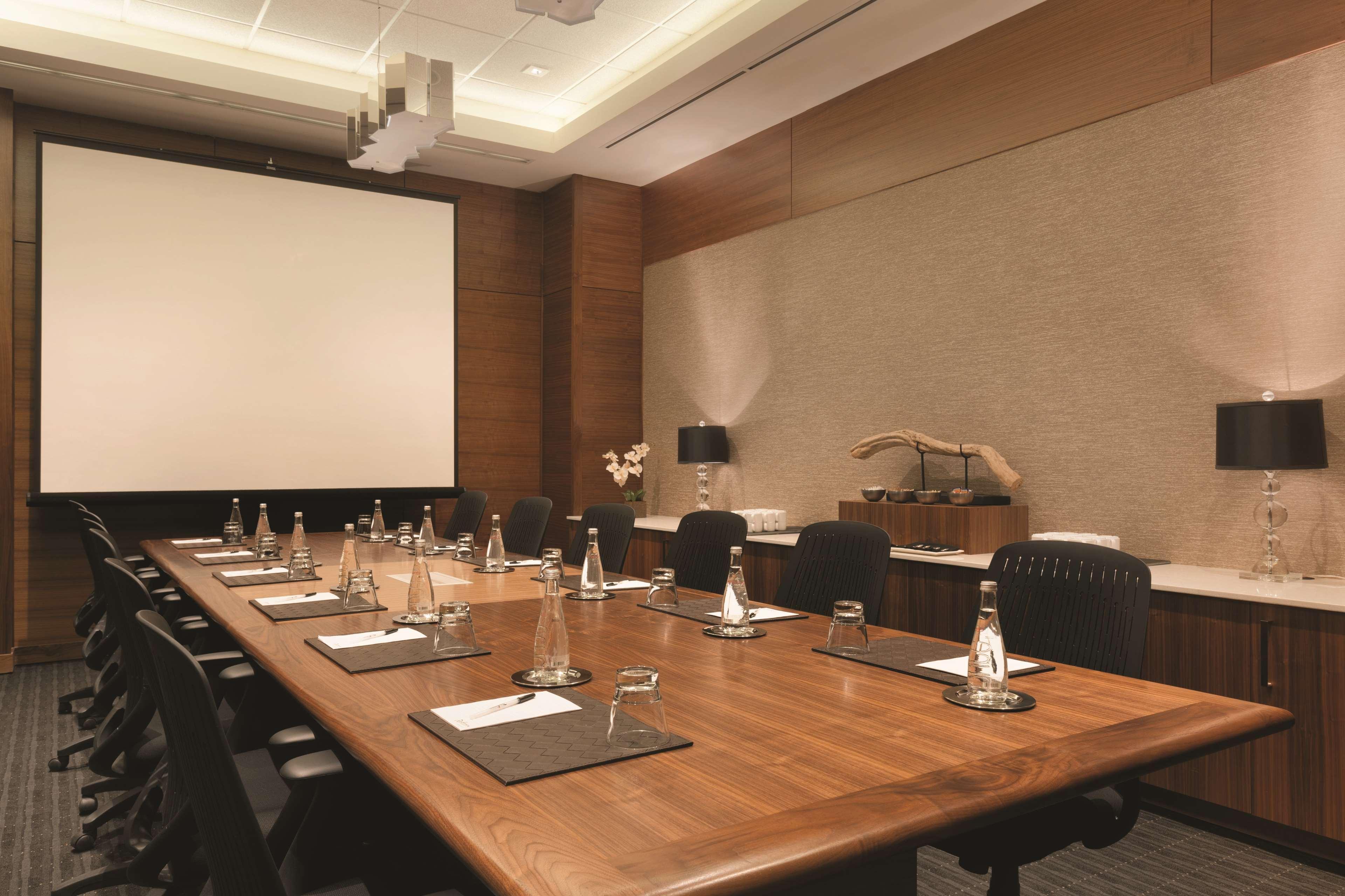 Radisson Hotel & Conference Centre Calgary Airport Luaran gambar
