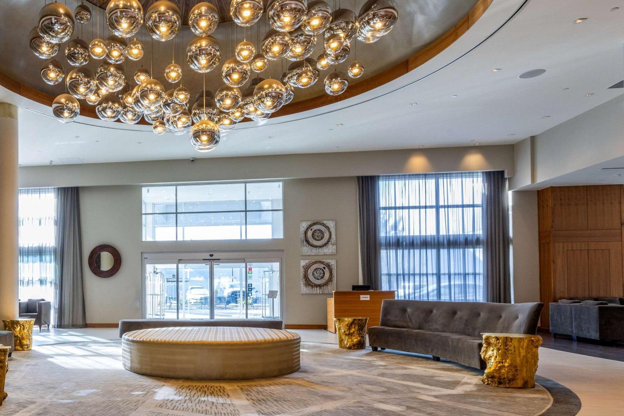 Radisson Hotel & Conference Centre Calgary Airport Luaran gambar