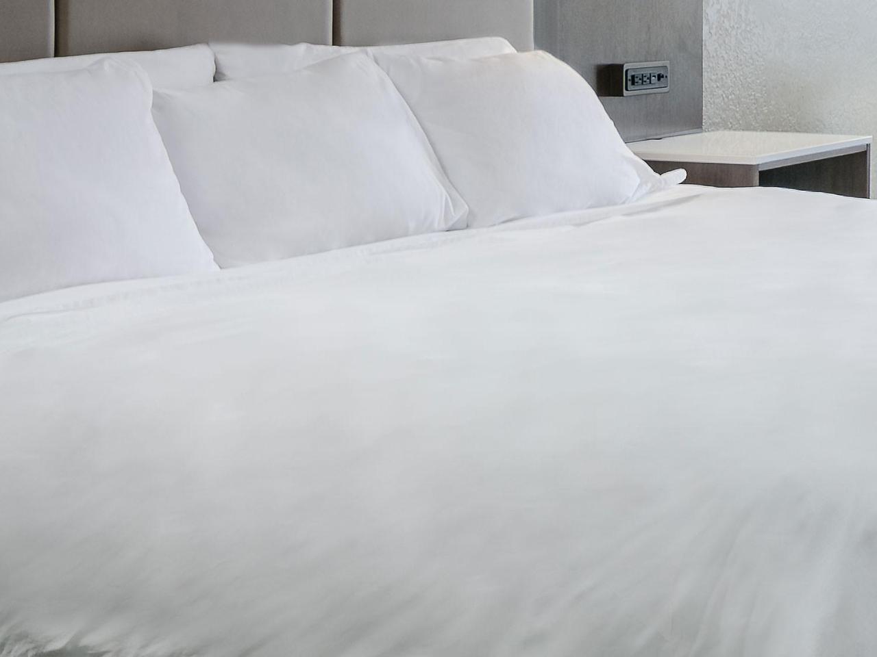 Radisson Hotel & Conference Centre Calgary Airport Luaran gambar